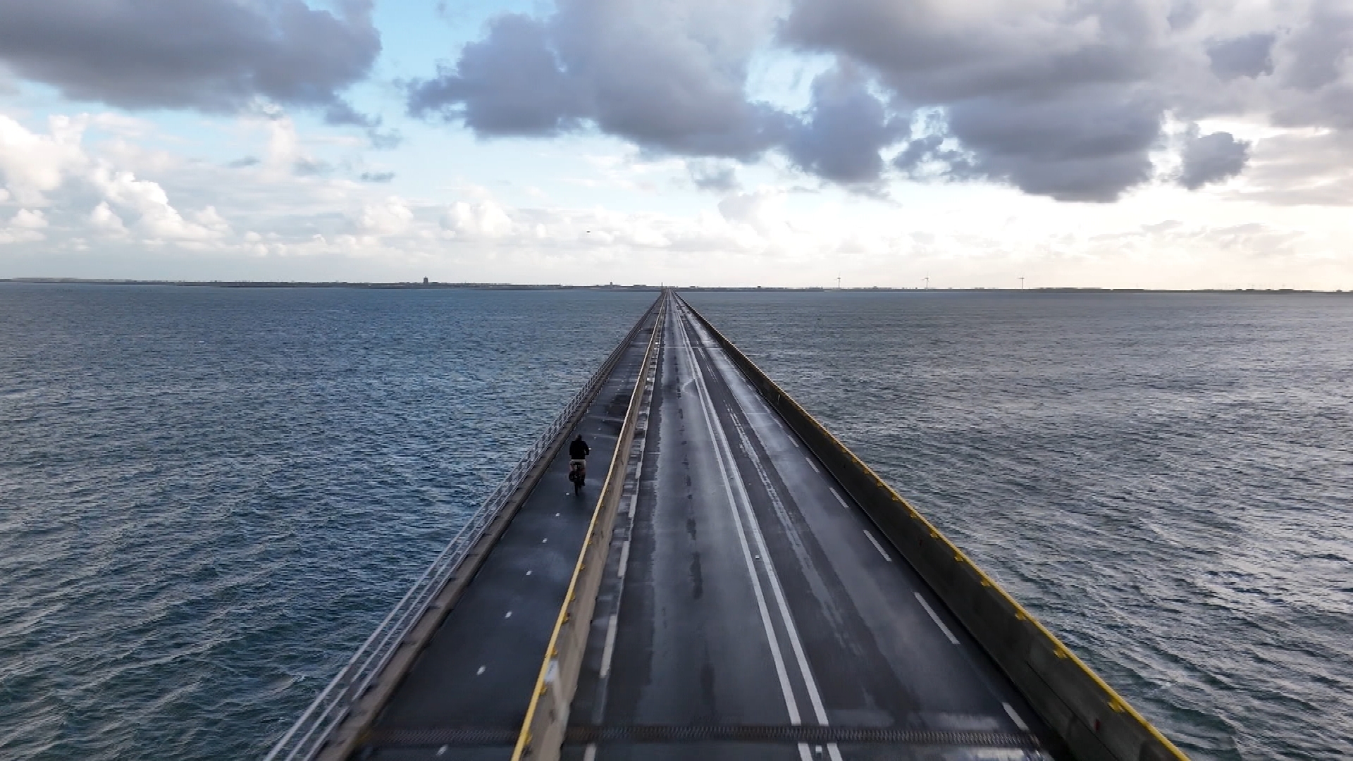 Extra reistijden door afgesloten Zeelandbrug: voor de één een last, voor de ander een lust