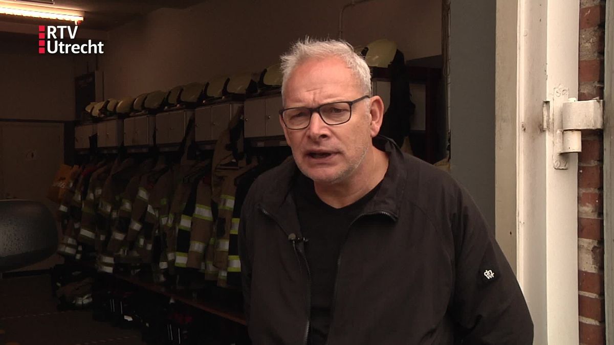 Nieuwe burgemeester Stichtse Vecht fietst door gemeente: 'Leuk dat 'ie eerst langs Nigtevecht komt'