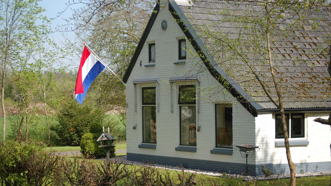 De vlag kan morgen uit voor koning Willem-Alexander (Rechten: Andries Ophof / RTV Drenthe)