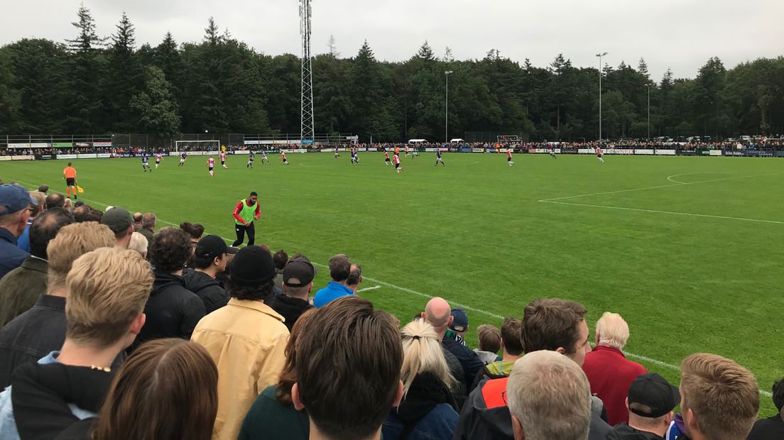 Het was druk in Rolde. Met drieduizend toeschouwers was het uitverkocht