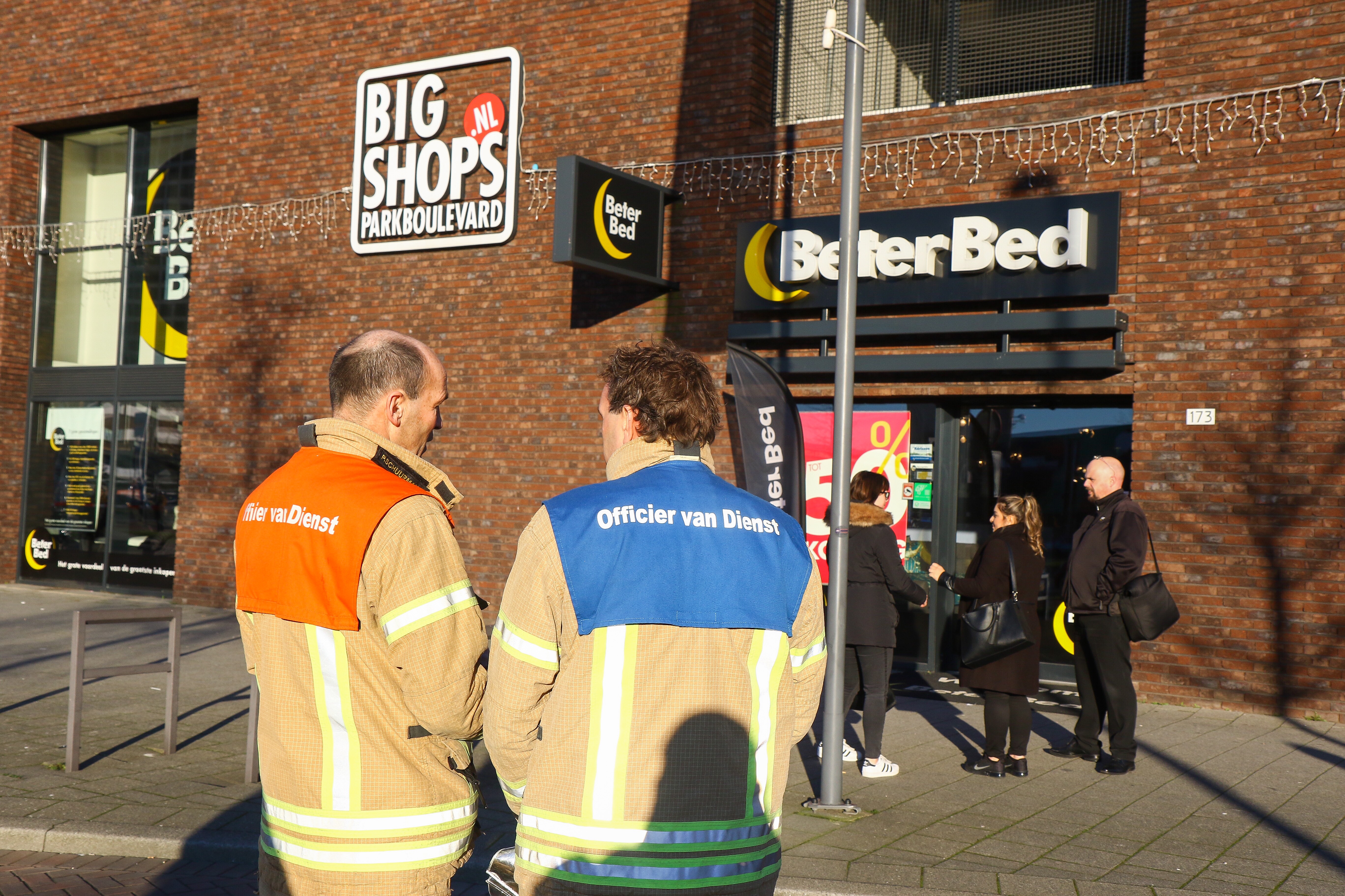 Brandweer rukt uit voor gaslek bij winkel zonder gasaansluiting