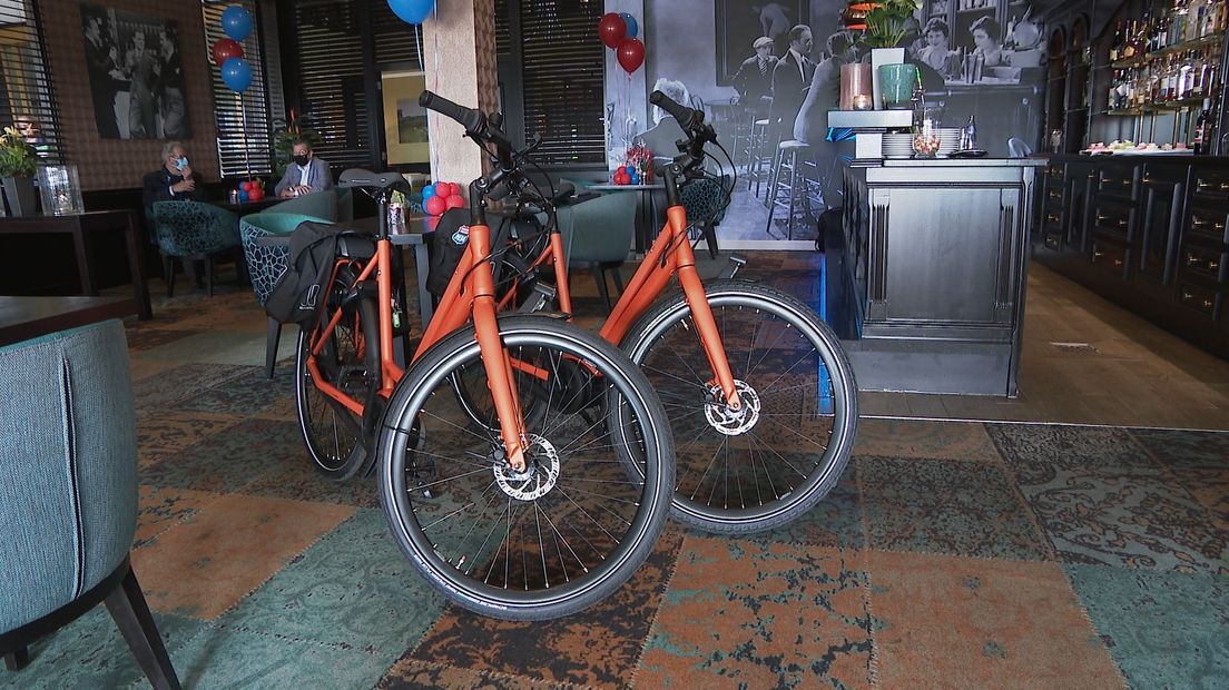 Ondernemers gaan de Hunebed Highway promoten met e-bikes