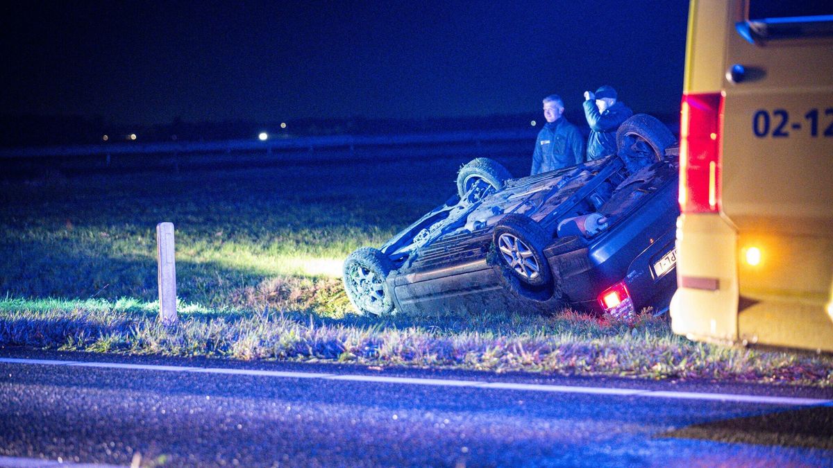 112-nieuws 6 november: Gewonde bij ongeluk A32 Oldeholtwolde | Verzetsmonument onthoofd in storm