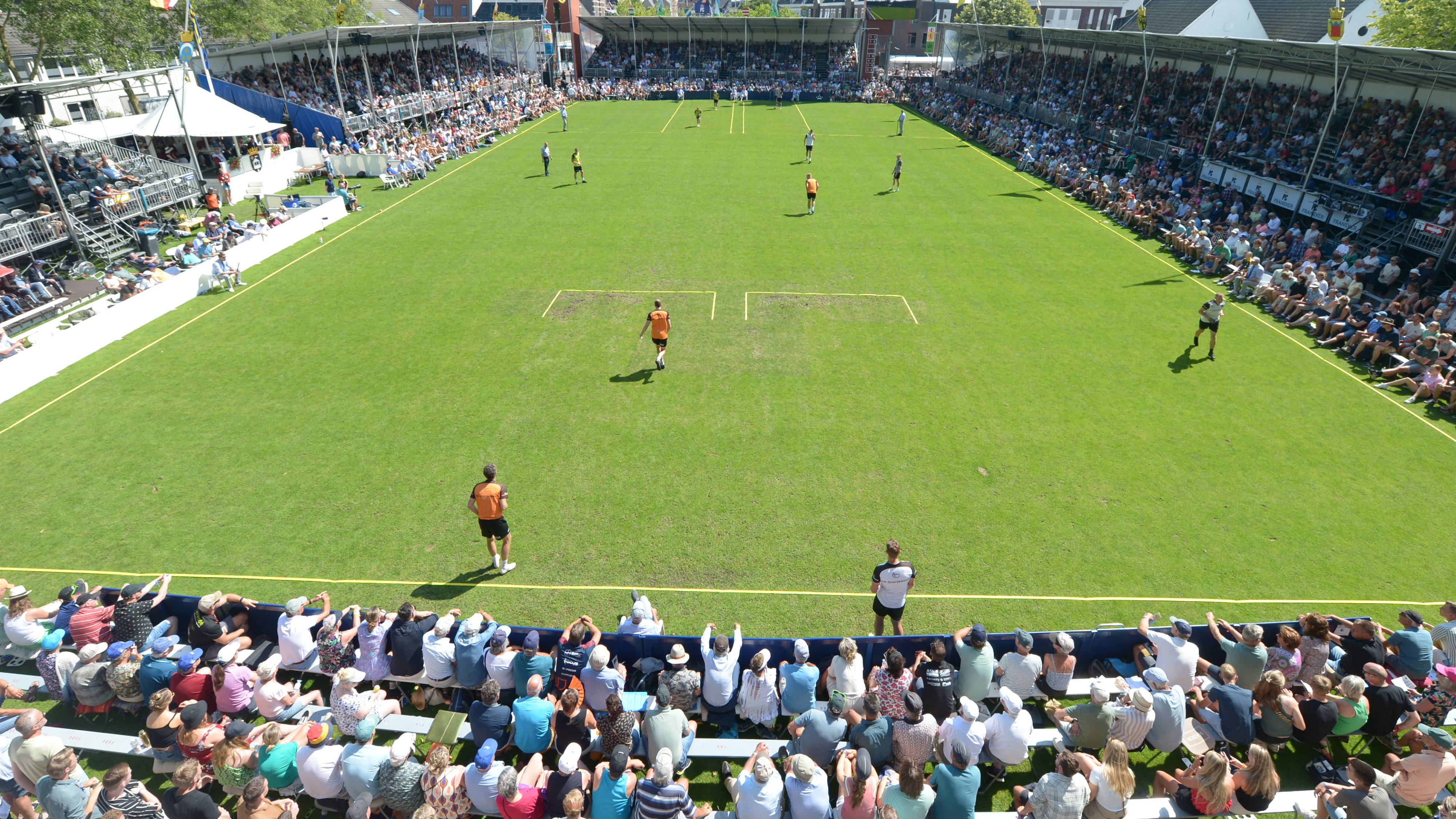 Moat de ponsjo of de sinneklep mei nei de PC? "It wurdt laachjeswaar"