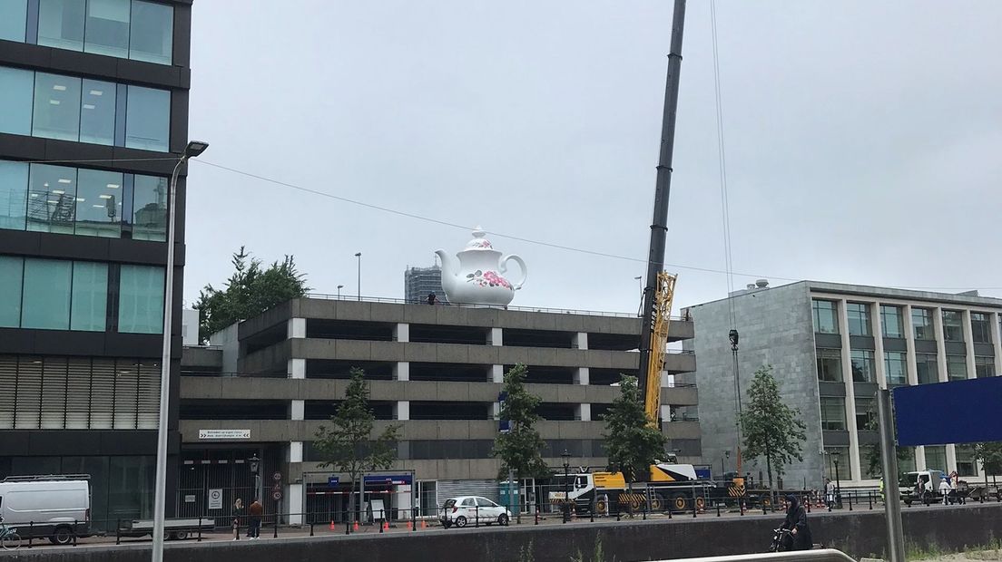 De nieuwe locatie van de theepot, vanaf de Catharijnesingel