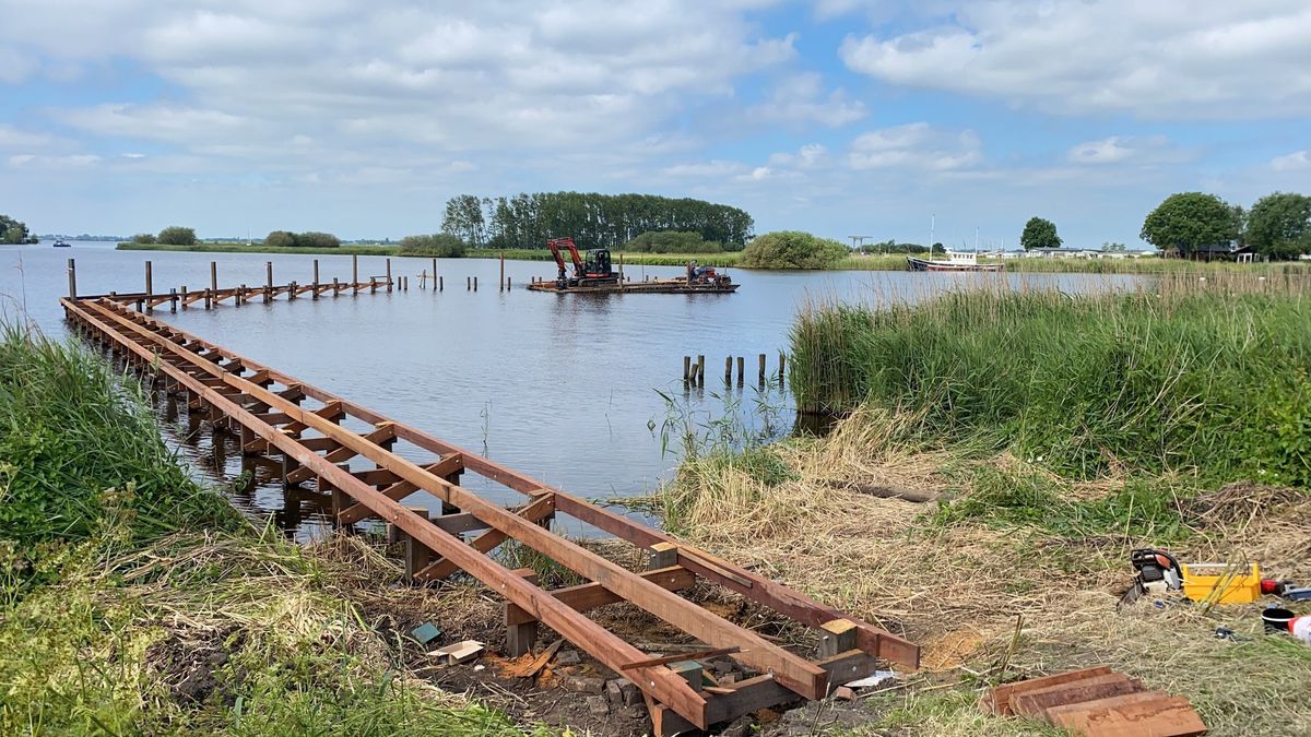 Gemeente De Fryske Marren legt bouwstop op aan nieuw paviljoen bij Snitser Mar