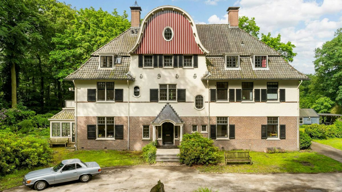 Landgoed De Lariks in Assen te koop: rijksmonument moet 3 miljoen euro kosten