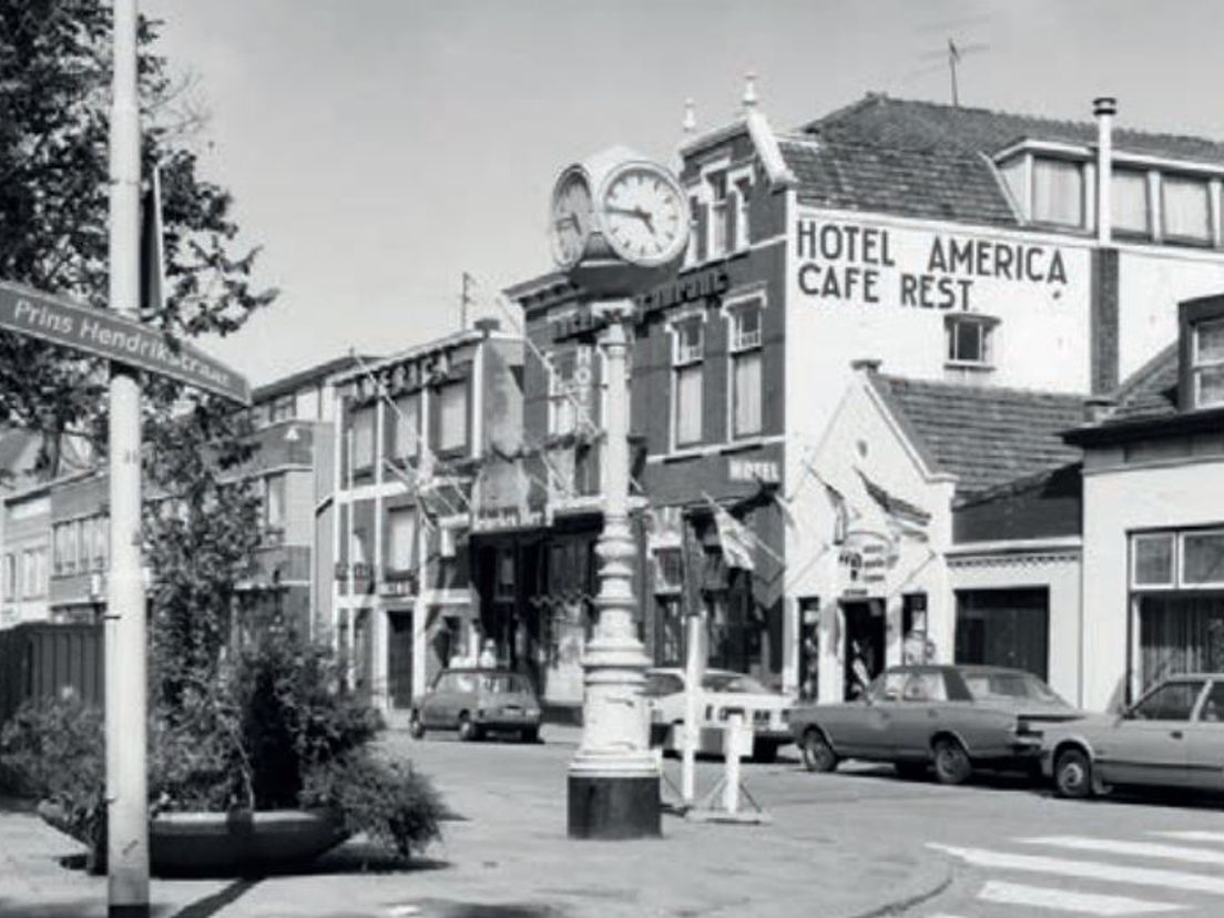 Het hotel in 1994.