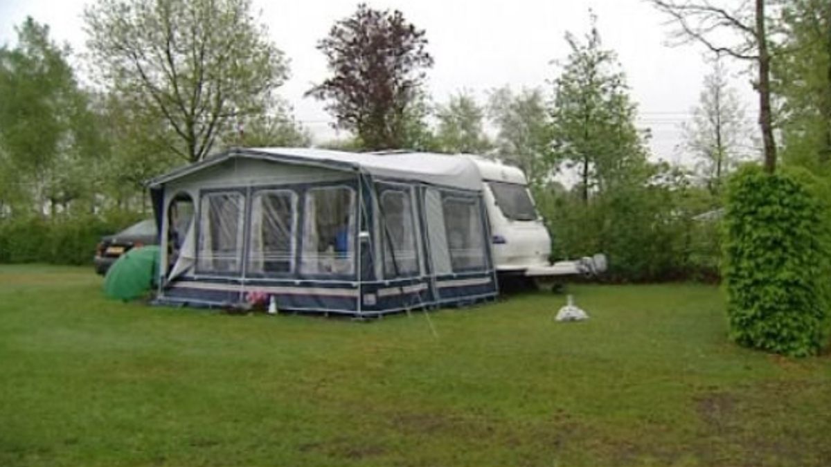 Toestemming voor minicamping in Wapse
