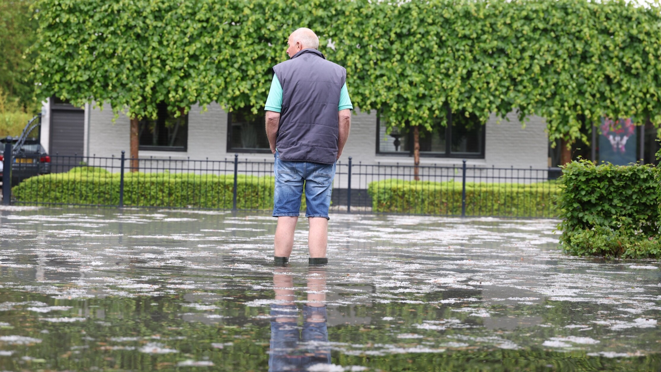 Miljoenenschade Na Noodweer In Buitenpost: "Het Ligt Er Raar Bij ...