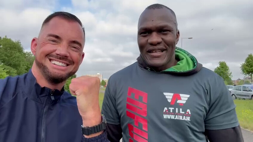 Dennis Michael Smith en Willy Kyakonye