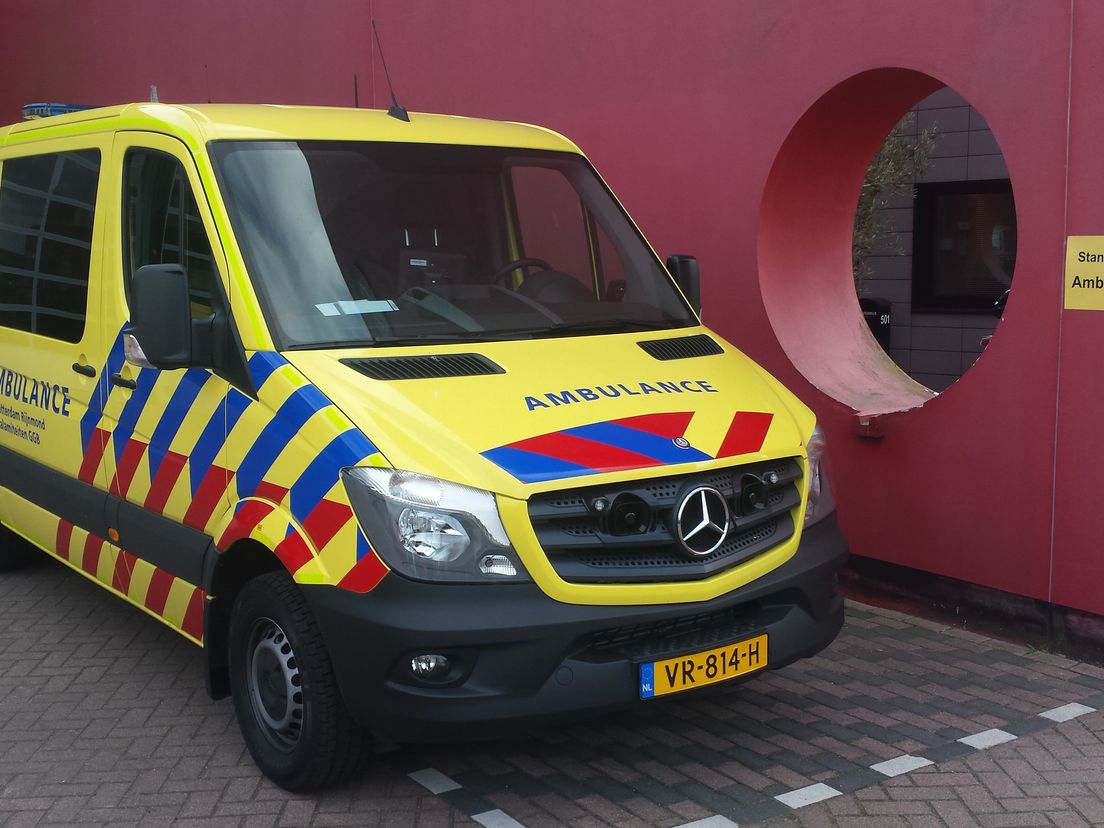 Ambulance Rotterdam-Rijnmond (archieffoto)