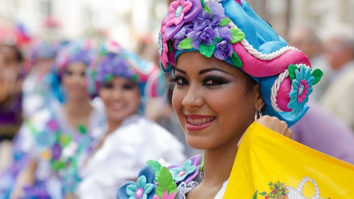 World Dance Festival Parade Brunssum van start, aantal deelnemers uit Algerije spoorloos