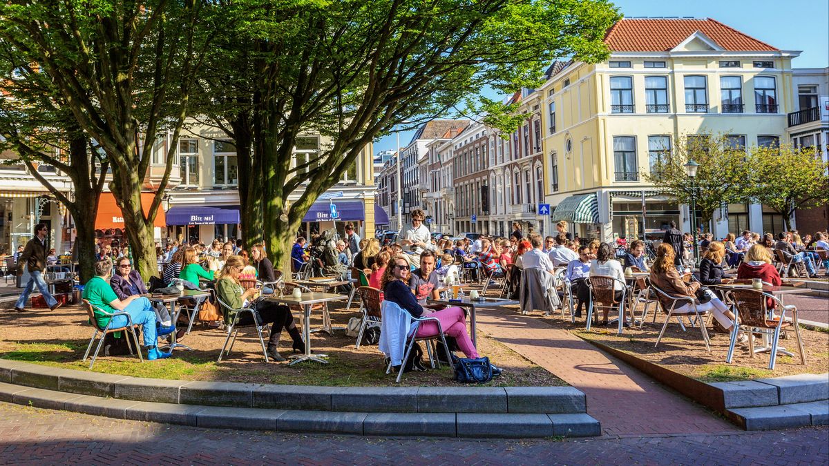 Terrassen buiten centrum mogen van wethouder definitief uur langer open in de zomer