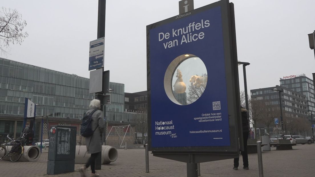 Abri op het Stationsplein in Enschede