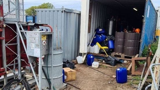 Groot drugslab op scheepswerf ontdekt: celstraffen voor drie mannen