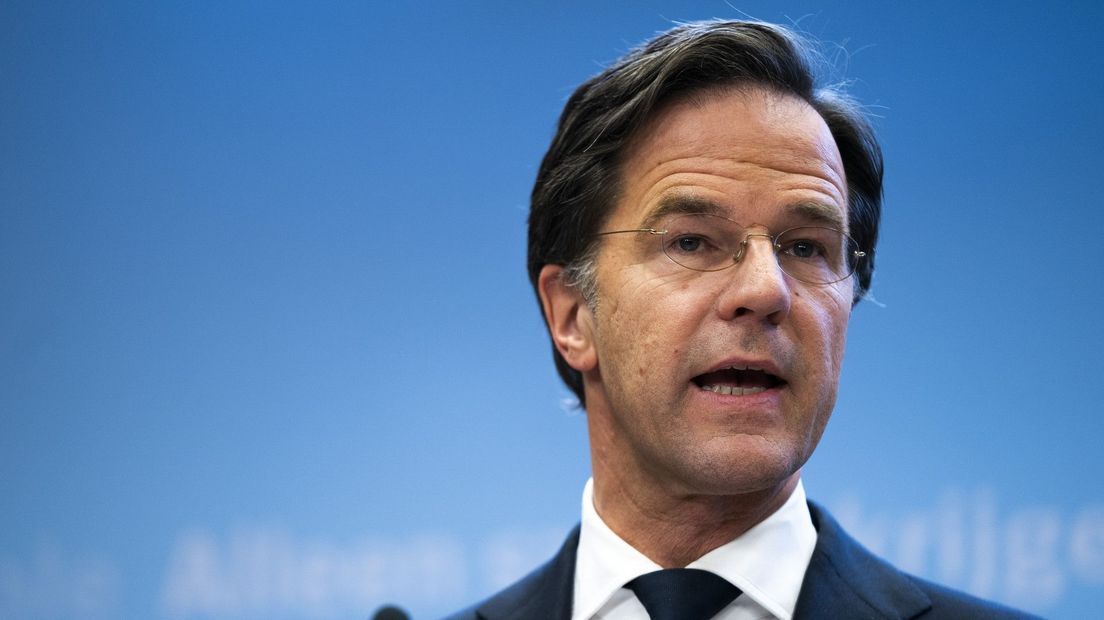 Minister-president Mark Rutte tijdens de persconferentie van 8 maart