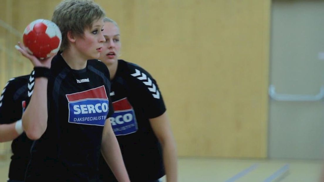 Fabienne Logtenberg tijdens een training van Dalfsen