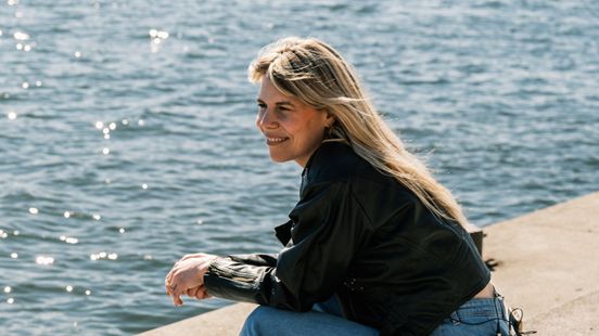 Zangeres Blackbird maakte een plaat over haar soms moeilijke zoektocht naar de liefde: 'Bevrijdend' Nieuws
