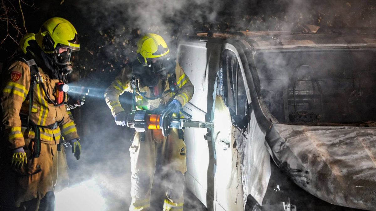 Autobranden in Arnhem • auto verwoest