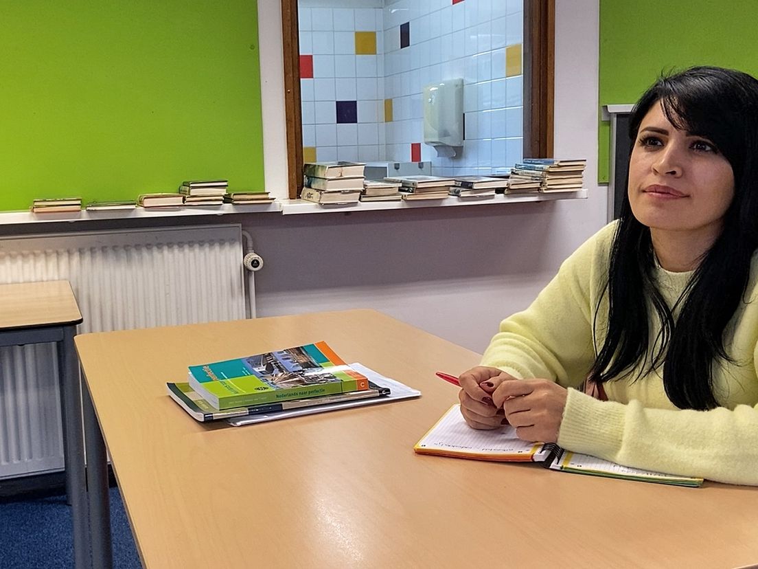 Salwa: "Ik leer ook veel Nederlands door tv te kijken en liedjes te luisteren van Marco Borsato"