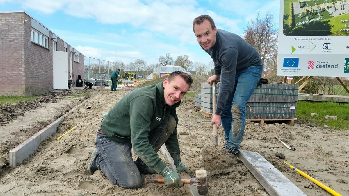 Groedenaren bouwen zelf beweegpark in hun dorp: 'We hadden niet durven dromen dat het er zo uit zou 