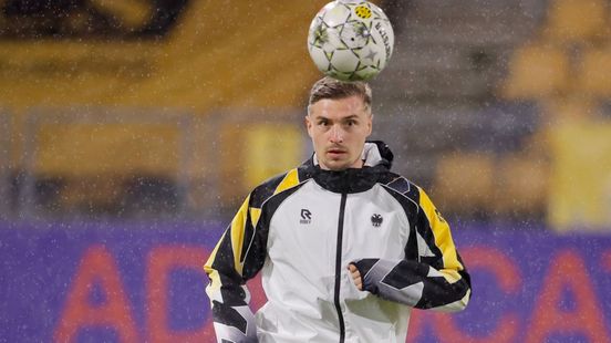 LIVE | Vitesse wil kans op periodetitel behouden door zege op Roda JC