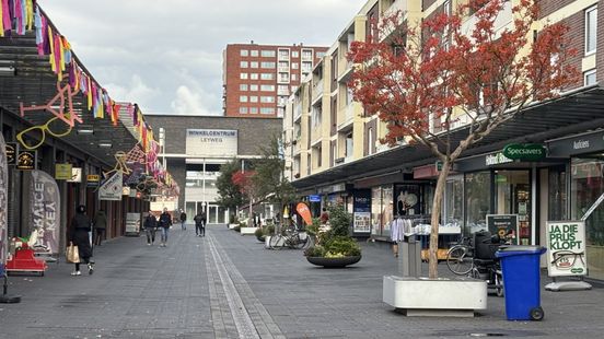 'Winkelcentrum is trots kwijt', overleden zanger moet Leyweg nieuw leven inblazen Nieuws