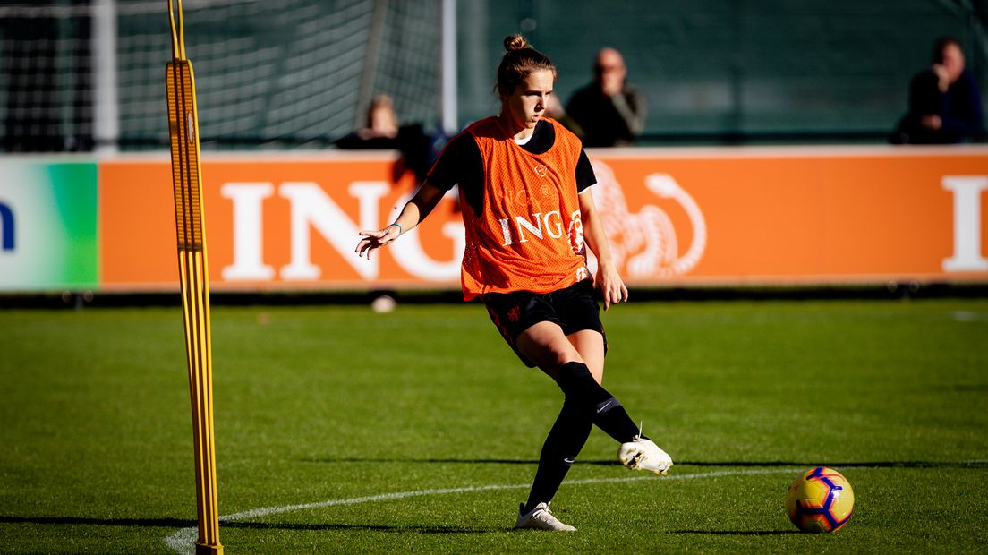 Vivianne Miedema speelt vrijdag de cruciale wk-kwalificatiewedstrijd tegen Zwitserland in Utrecht (Rechten: ANP/Robin van Lonkhuijsen)