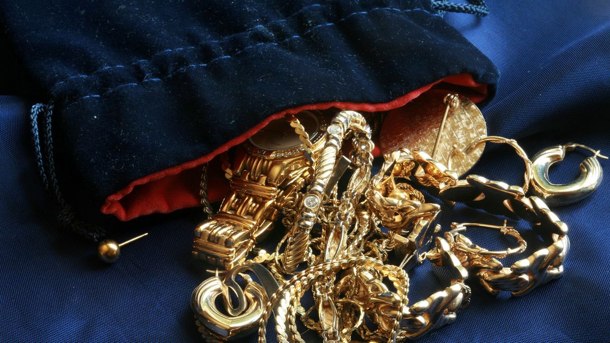 Sieraden gestolen in Ljussens, daders gevlucht