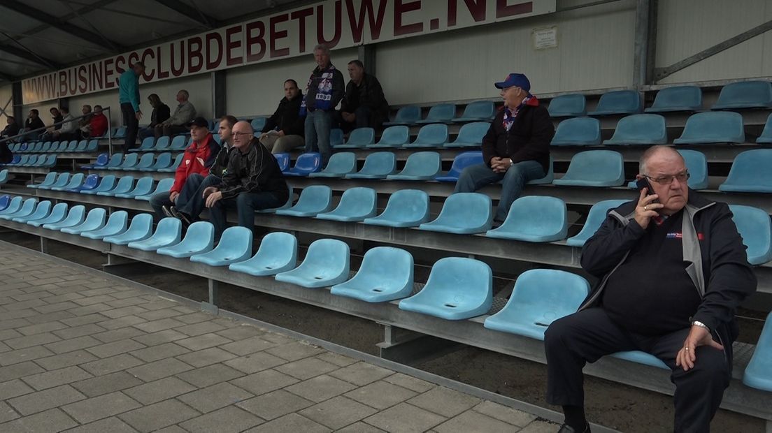 FC Lienden overweegt om na de winterstop zijn thuiswedstrijden weer op zondagmiddag te voetballen. De tweededivisionist hoopt dan meer bezoekers te trekken naar sportpark De Abdijhof.
