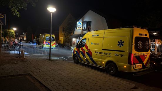Fietser naar ziekenhuis na val