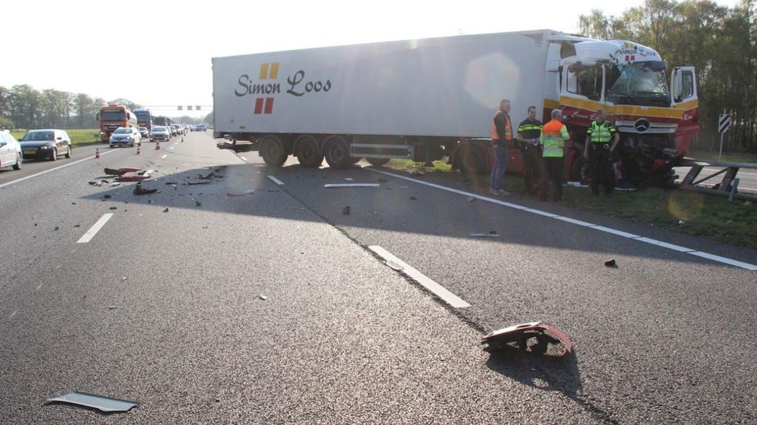 De ravage op de A1 is groot