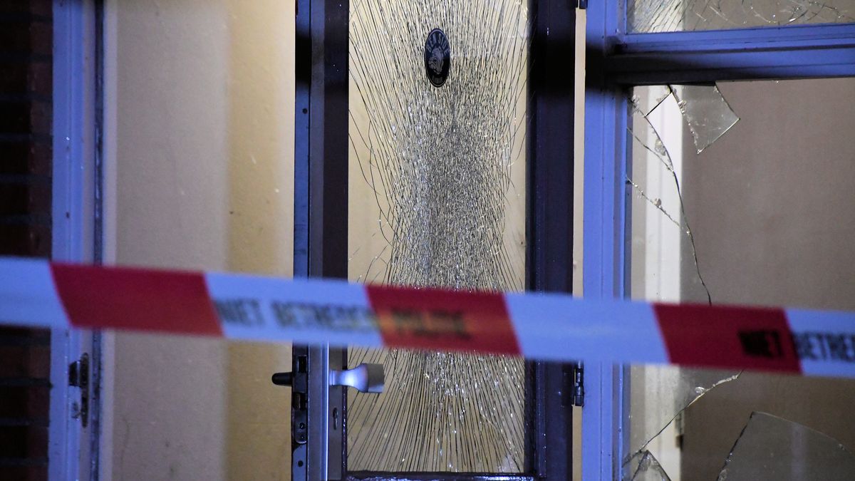 Flinke schade na explosie bij flat Terneuzen