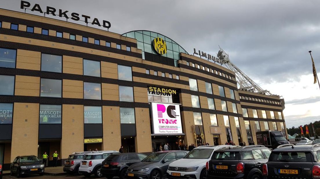 De Graafschap heeft vrijdagavond belangrijke punten laten liggen in de uitwedstrijd bij Roda JC. Het werd 1-1 in Kerkrade. SC Cambuur en NAC Breda zijn de Doetinchemmers voorbij op de ranglijst.