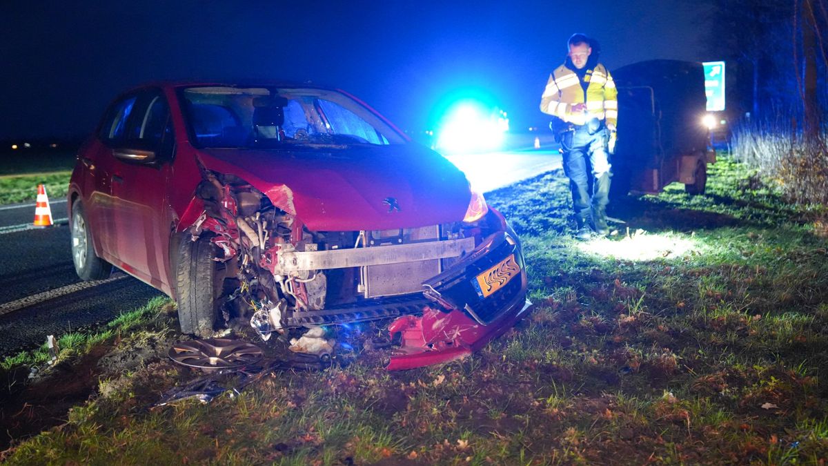 112-nieuws: Auto klapt op aanhanger • Afvalbrand in Zuidbroek