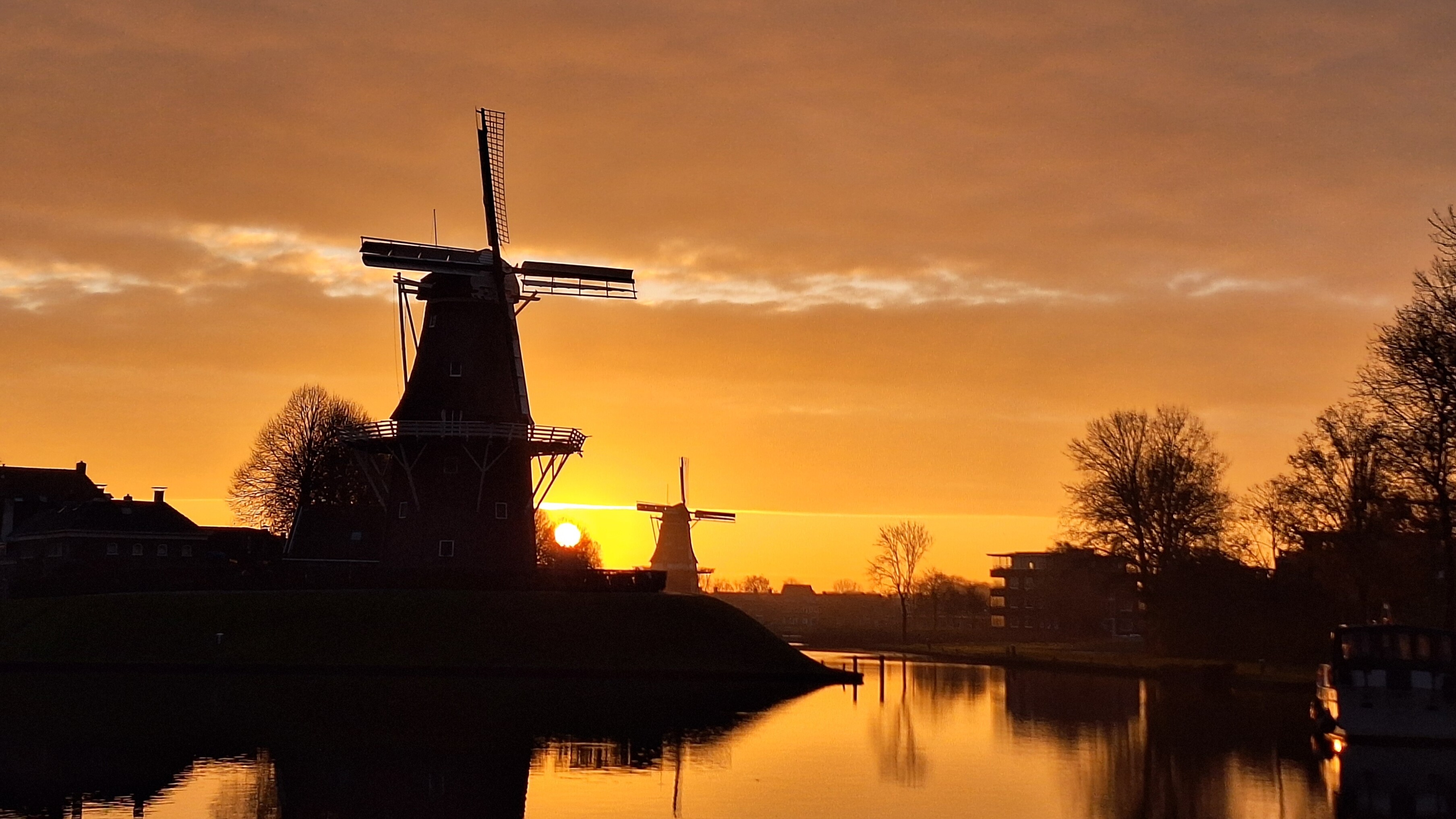 Een fraai avondplaatje in Dokkum
