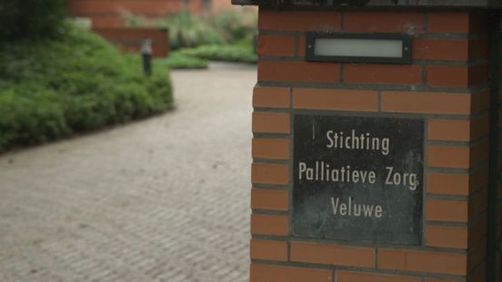 Foto: Meer dan 100.000 euro gestolen van hospice, drie mannen opgepakt