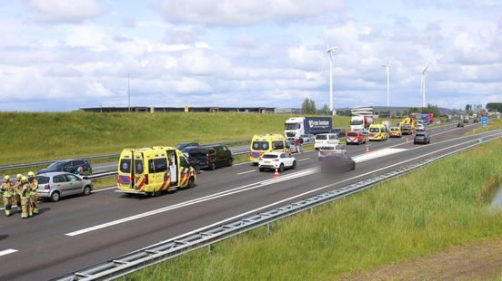 Kettingbotsing met negen voertuigen op snelweg