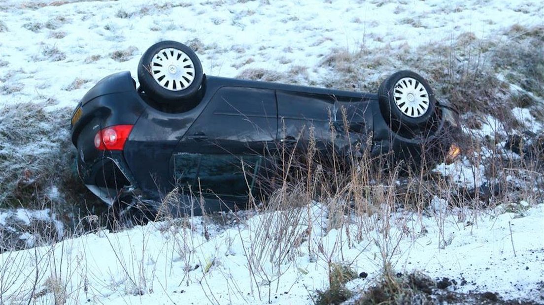 Ongeval met vrachtwagen op N33 bij Assen