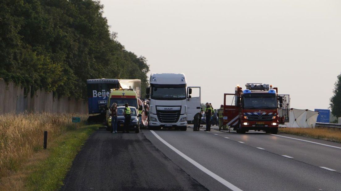 Ernstig ongeluk op A1 bij Enter