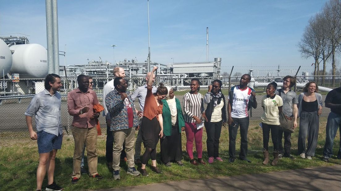 De delegatie uit Afrika bezoekt de winlocatie in Kolham