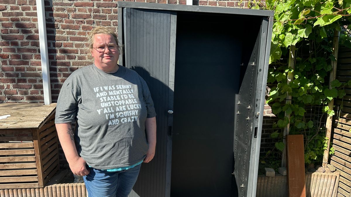 Initiatiefneemster deelkastje Oirlo zwaar aangeslagen na vernieling en diefstal: 'Ik stop ermee'