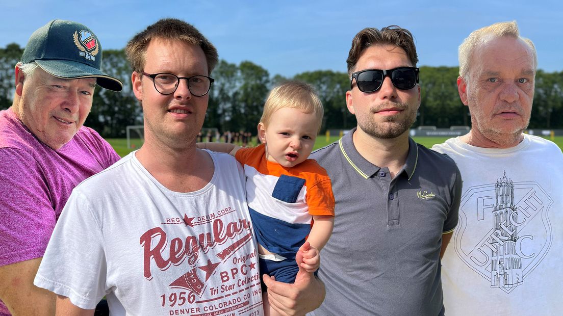 V.l.n.r.: Co, Jeroen (met zoontje), Kevin en Gerrit