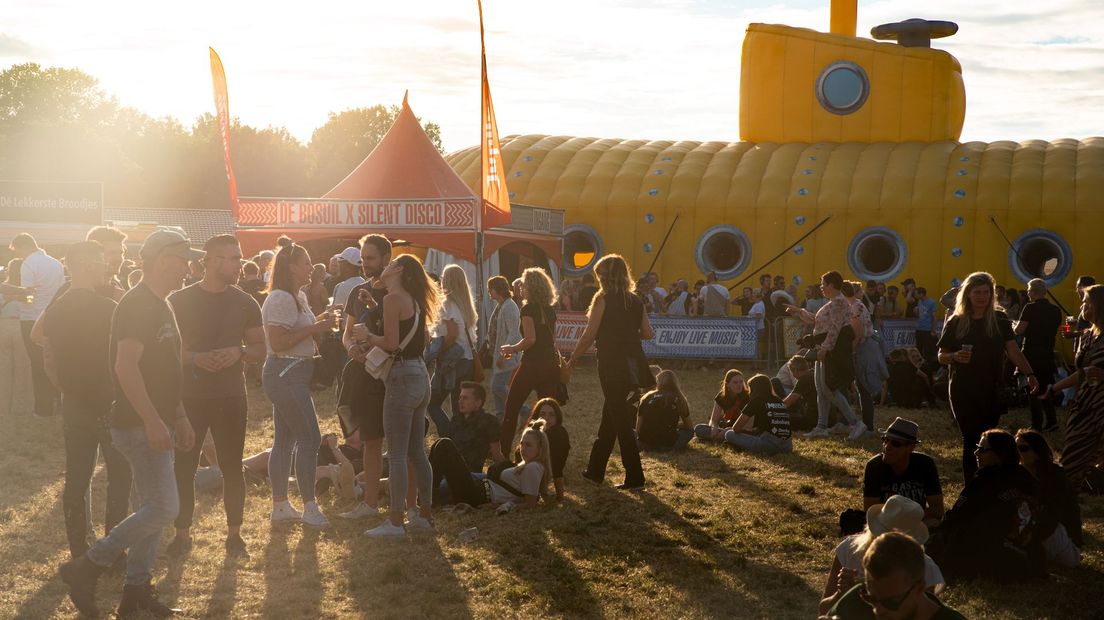 Bezoekers bij de jubileumeditie van Bospop.