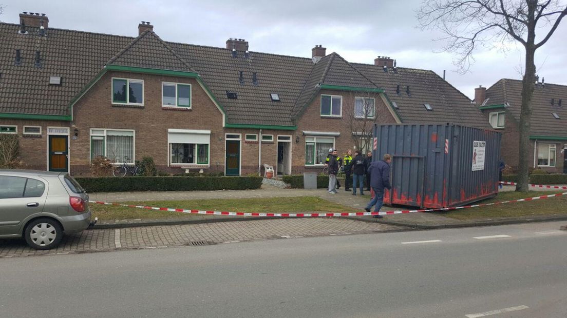 Ook in straten in de buurt werd onderzoek gedaan