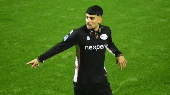 Marschalk blij met contract Vitesse • Önal terug bij NEC