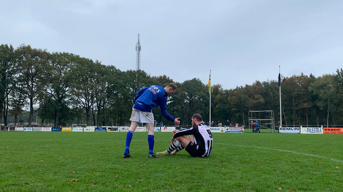 Roden verliest met 7-1 van Sneek Wit Zwart, VKW gelijk