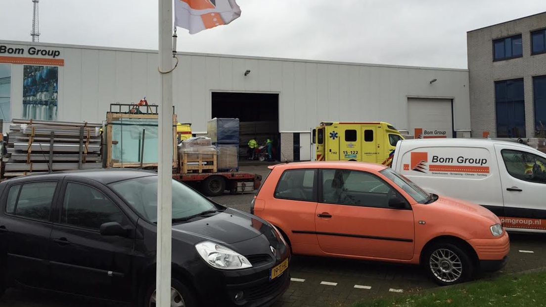Het bedrijf in Naaldwijk waar twee mannen gewond raakten