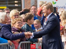 Koning Willem-Alexander ontmoet Willem Brands na 35 jaar in Zeijen